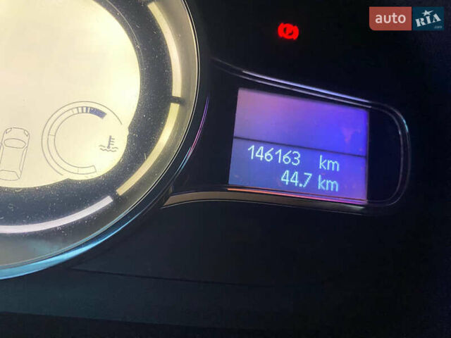 Белый Рено Меган, объемом двигателя 1.2 л и пробегом 146 тыс. км за 6600 $, фото 55 на Automoto.ua