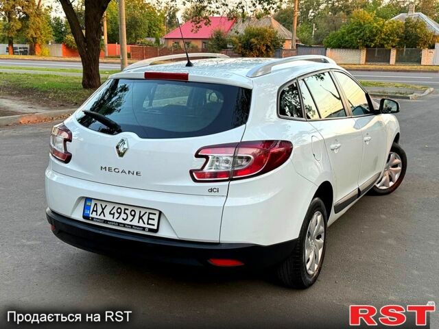 Белый Рено Меган, объемом двигателя 1.5 л и пробегом 258 тыс. км за 6999 $, фото 2 на Automoto.ua