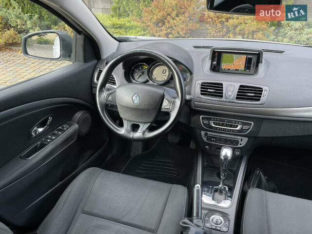 Білий Рено Меган, об'ємом двигуна 1.5 л та пробігом 199 тис. км за 8250 $, фото 33 на Automoto.ua