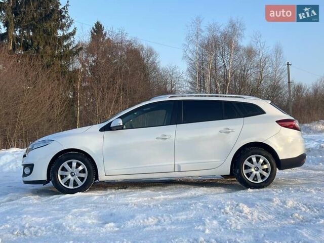 Белый Рено Меган, объемом двигателя 1.5 л и пробегом 189 тыс. км за 7750 $, фото 13 на Automoto.ua