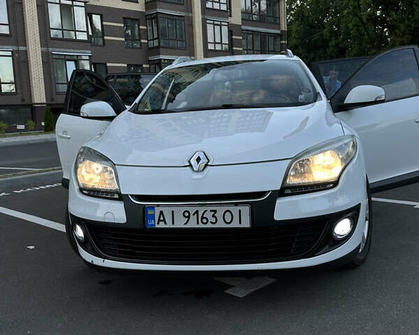 Білий Рено Меган, об'ємом двигуна 1.5 л та пробігом 402 тис. км за 7800 $, фото 7 на Automoto.ua