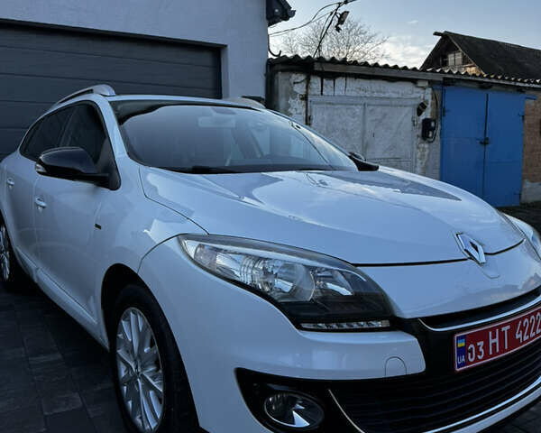 Белый Рено Меган, объемом двигателя 1.5 л и пробегом 236 тыс. км за 9700 $, фото 4 на Automoto.ua