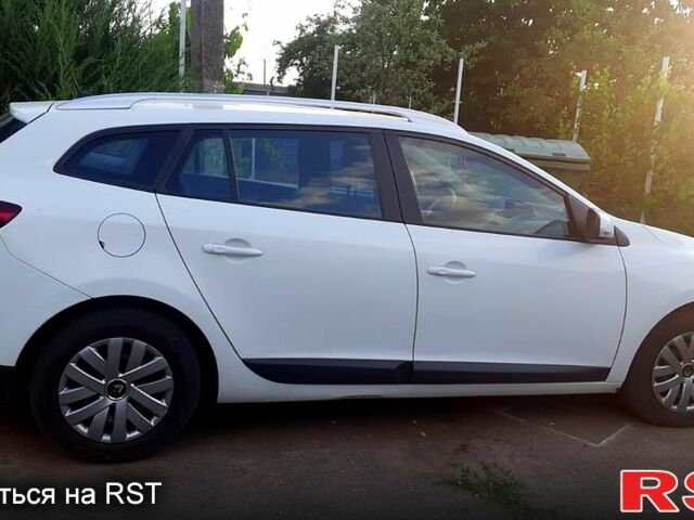 Белый Рено Меган, объемом двигателя 1.5 л и пробегом 250 тыс. км за 8500 $, фото 1 на Automoto.ua