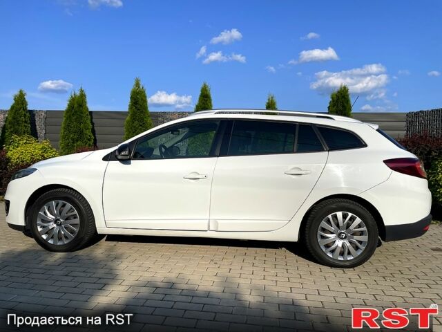 Білий Рено Меган, об'ємом двигуна 1.6 л та пробігом 368 тис. км за 6900 $, фото 2 на Automoto.ua