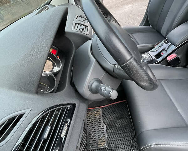 Белый Рено Меган, объемом двигателя 1.46 л и пробегом 305 тыс. км за 8500 $, фото 31 на Automoto.ua