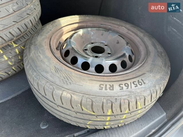 Білий Рено Меган, об'ємом двигуна 1.5 л та пробігом 238 тис. км за 6650 $, фото 32 на Automoto.ua