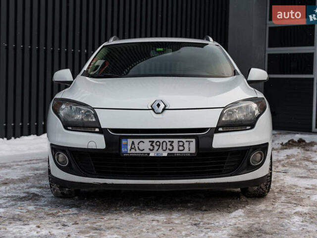 Белый Рено Меган, объемом двигателя 1.46 л и пробегом 291 тыс. км за 6200 $, фото 10 на Automoto.ua