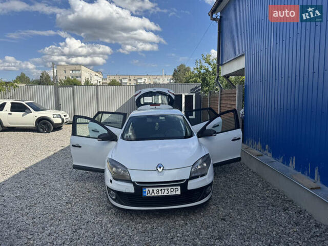 Білий Рено Меган, об'ємом двигуна 1.5 л та пробігом 270 тис. км за 5600 $, фото 9 на Automoto.ua
