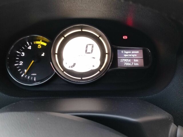 Белый Рено Меган, объемом двигателя 1.5 л и пробегом 279 тыс. км за 8150 $, фото 3 на Automoto.ua