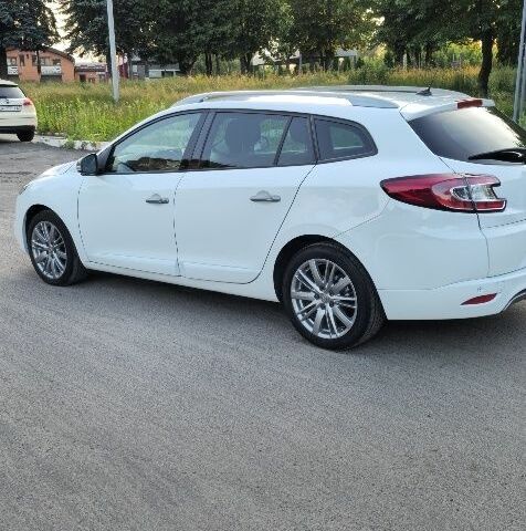 Білий Рено Меган, об'ємом двигуна 1.5 л та пробігом 206 тис. км за 8999 $, фото 1 на Automoto.ua