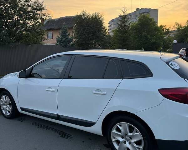 Білий Рено Меган, об'ємом двигуна 1.5 л та пробігом 220 тис. км за 7200 $, фото 7 на Automoto.ua