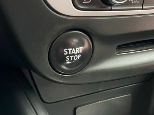 Рено Меган 2013 в Кривом Роге на Automoto.ua Белый Рено Меган, объемом двигателя 1.5 л и пробегом 148 тыс. км за 9100 $, фото 12 на Automoto.ua