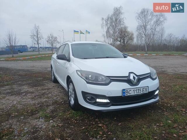 Белый Рено Меган, объемом двигателя 1.5 л и пробегом 241 тыс. км за 8599 $, фото 1 на Automoto.ua