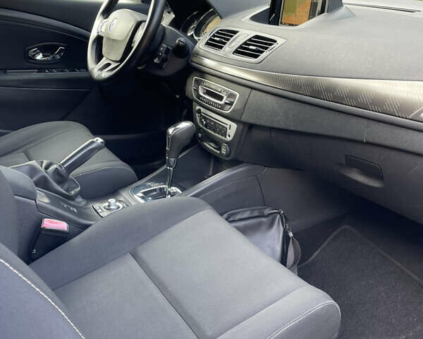 Білий Рено Меган, об'ємом двигуна 1.5 л та пробігом 199 тис. км за 8250 $, фото 21 на Automoto.ua