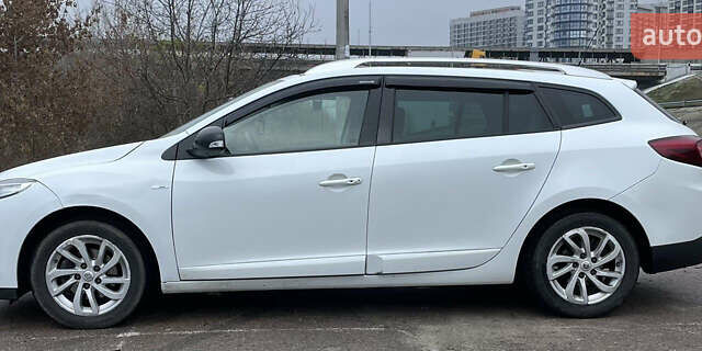 Белый Рено Меган, объемом двигателя 1.46 л и пробегом 308 тыс. км за 8700 $, фото 6 на Automoto.ua