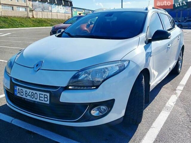 Белый Рено Меган, объемом двигателя 1.5 л и пробегом 207 тыс. км за 8500 $, фото 3 на Automoto.ua