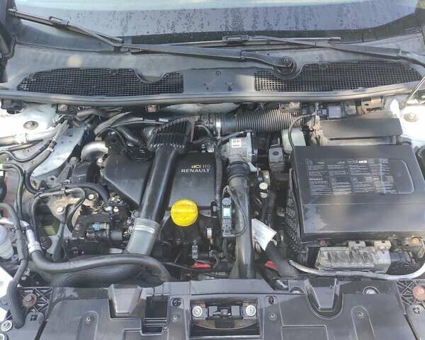 Білий Рено Меган, об'ємом двигуна 1.46 л та пробігом 267 тис. км за 7300 $, фото 4 на Automoto.ua