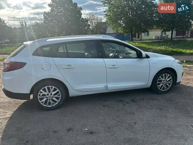 Білий Рено Меган, об'ємом двигуна 1.2 л та пробігом 213 тис. км за 7400 $, фото 9 на Automoto.ua