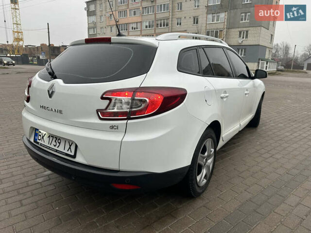 Білий Рено Меган, об'ємом двигуна 1.5 л та пробігом 271 тис. км за 8000 $, фото 4 на Automoto.ua
