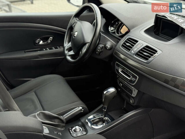 Білий Рено Меган, об'ємом двигуна 1.5 л та пробігом 199 тис. км за 8250 $, фото 11 на Automoto.ua