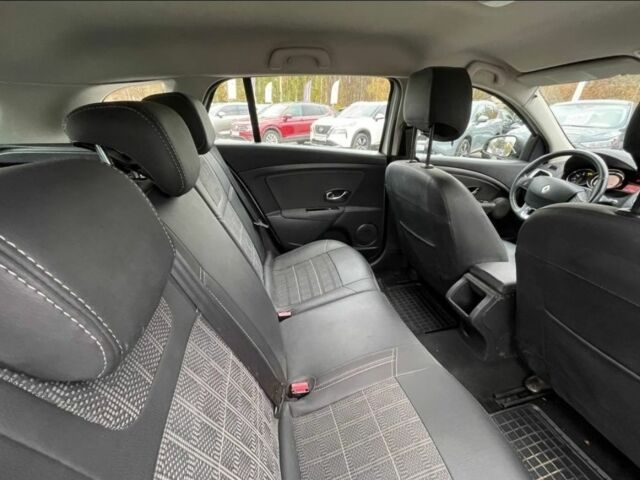 Белый Рено Меган, объемом двигателя 1.5 л и пробегом 148 тыс. км за 8999 $, фото 16 на Automoto.ua