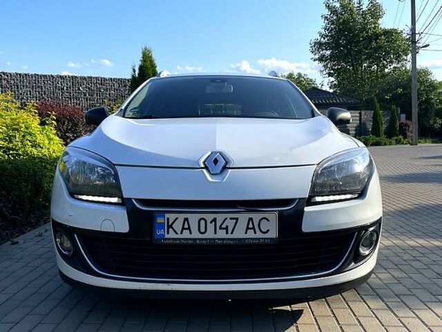 Білий Рено Меган, об'ємом двигуна 1.6 л та пробігом 368 тис. км за 6900 $, фото 1 на Automoto.ua