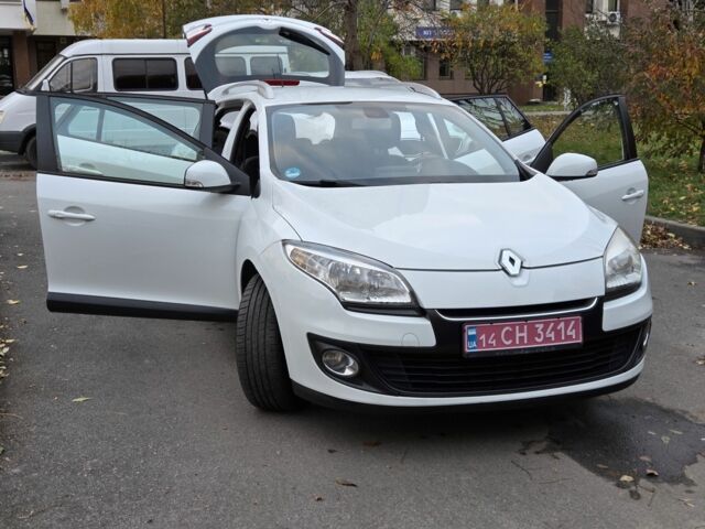 Белый Рено Меган, объемом двигателя 1.5 л и пробегом 226 тыс. км за 7300 $, фото 5 на Automoto.ua
