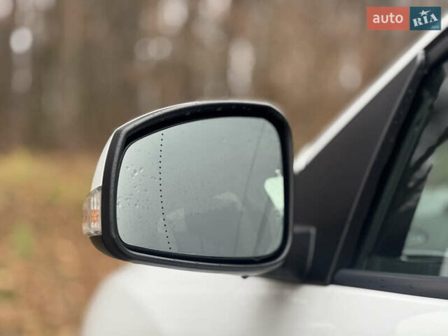 Білий Рено Меган, об'ємом двигуна 1.46 л та пробігом 245 тис. км за 8500 $, фото 5 на Automoto.ua