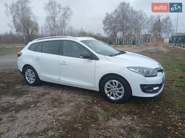 Белый Рено Меган, объемом двигателя 1.5 л и пробегом 241 тыс. км за 8599 $, фото 2 на Automoto.ua