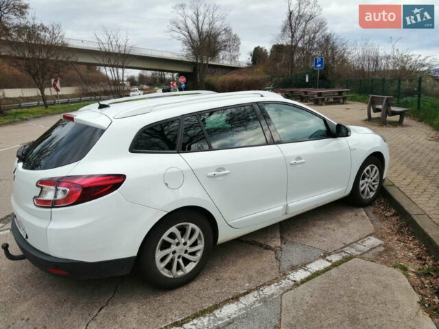Білий Рено Меган, об'ємом двигуна 1.5 л та пробігом 216 тис. км за 7500 $, фото 9 на Automoto.ua