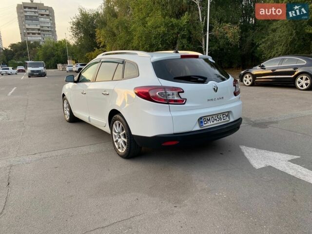 Білий Рено Меган, об'ємом двигуна 1.5 л та пробігом 250 тис. км за 7800 $, фото 4 на Automoto.ua
