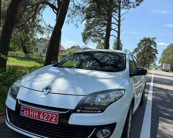 Белый Рено Меган, объемом двигателя 1.5 л и пробегом 239 тыс. км за 8800 $, фото 8 на Automoto.ua