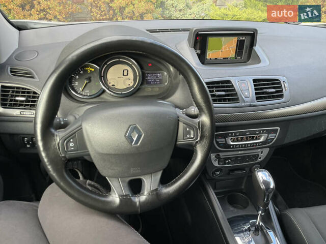 Білий Рено Меган, об'ємом двигуна 1.5 л та пробігом 199 тис. км за 8250 $, фото 23 на Automoto.ua