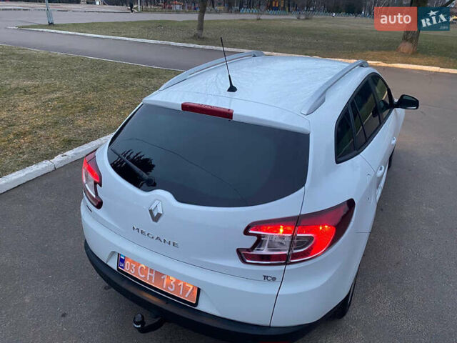 Белый Рено Меган, объемом двигателя 1.2 л и пробегом 146 тыс. км за 6600 $, фото 48 на Automoto.ua