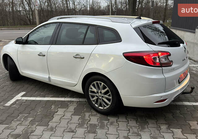 Белый Рено Меган, объемом двигателя 1.5 л и пробегом 241 тыс. км за 10200 $, фото 11 на Automoto.ua