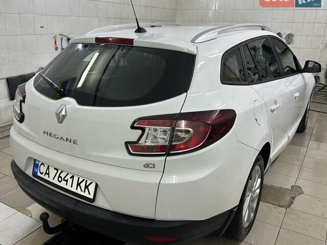 Білий Рено Меган, об'ємом двигуна 1.46 л та пробігом 238 тис. км за 8350 $, фото 8 на Automoto.ua