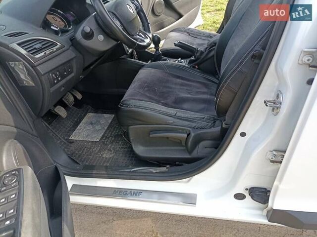 Белый Рено Меган, объемом двигателя 1.46 л и пробегом 340 тыс. км за 7900 $, фото 5 на Automoto.ua
