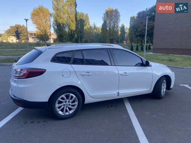 Білий Рено Меган, об'ємом двигуна 1.46 л та пробігом 282 тис. км за 7800 $, фото 14 на Automoto.ua