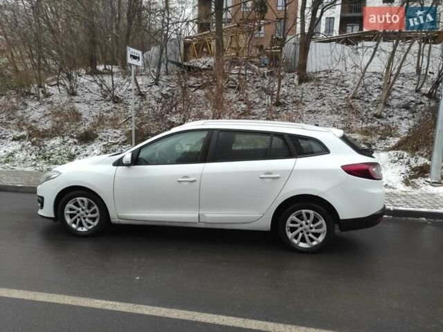 Білий Рено Меган, об'ємом двигуна 1.46 л та пробігом 205 тис. км за 7500 $, фото 7 на Automoto.ua