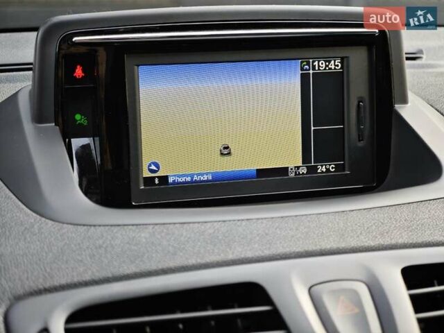 Белый Рено Меган, объемом двигателя 1.5 л и пробегом 209 тыс. км за 8888 $, фото 53 на Automoto.ua