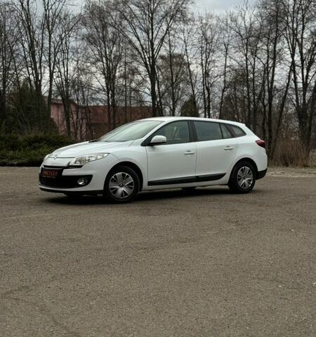 Белый Рено Меган, объемом двигателя 1.46 л и пробегом 231 тыс. км за 7350 $, фото 1 на Automoto.ua