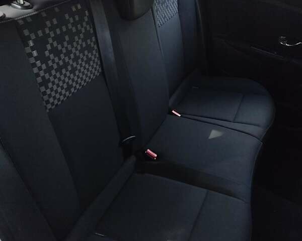 Белый Рено Меган, объемом двигателя 1.5 л и пробегом 273 тыс. км за 7500 $, фото 9 на Automoto.ua