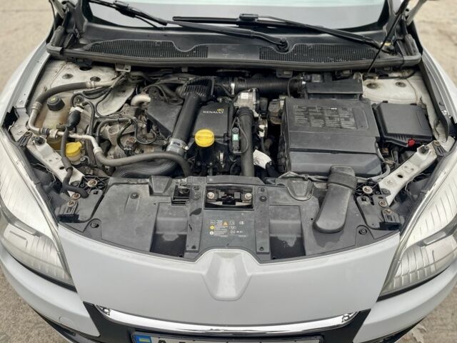 Белый Рено Меган, объемом двигателя 1.5 л и пробегом 286 тыс. км за 6999 $, фото 13 на Automoto.ua