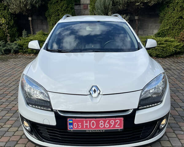Білий Рено Меган, об'ємом двигуна 1.5 л та пробігом 199 тис. км за 8250 $, фото 2 на Automoto.ua