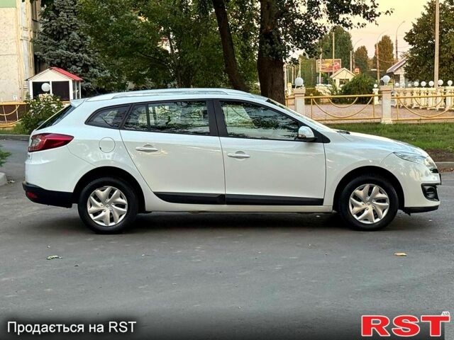 Белый Рено Меган, объемом двигателя 1.5 л и пробегом 258 тыс. км за 6999 $, фото 3 на Automoto.ua