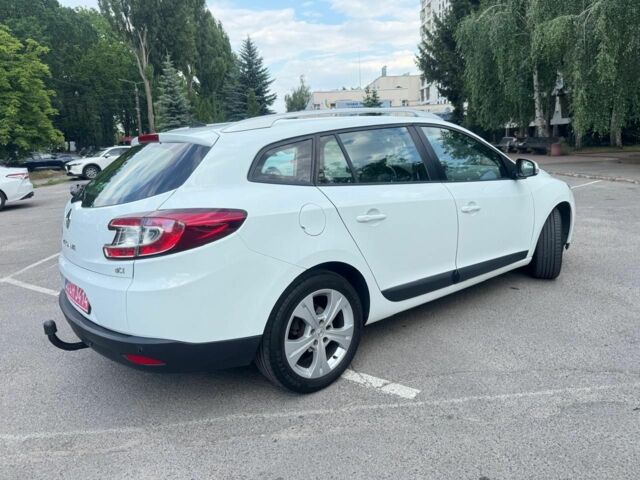 Білий Рено Меган, об'ємом двигуна 1.5 л та пробігом 190 тис. км за 7400 $, фото 1 на Automoto.ua