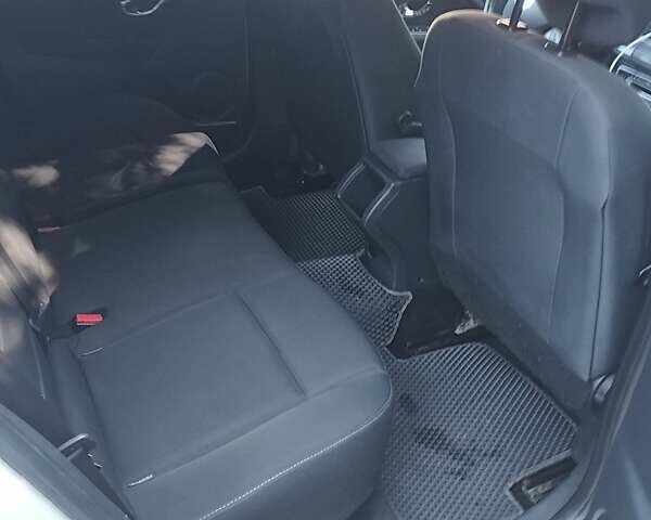 Білий Рено Меган, об'ємом двигуна 1.5 л та пробігом 299 тис. км за 8350 $, фото 8 на Automoto.ua