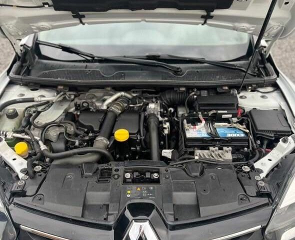 Белый Рено Меган, объемом двигателя 1.5 л и пробегом 261 тыс. км за 7000 $, фото 5 на Automoto.ua