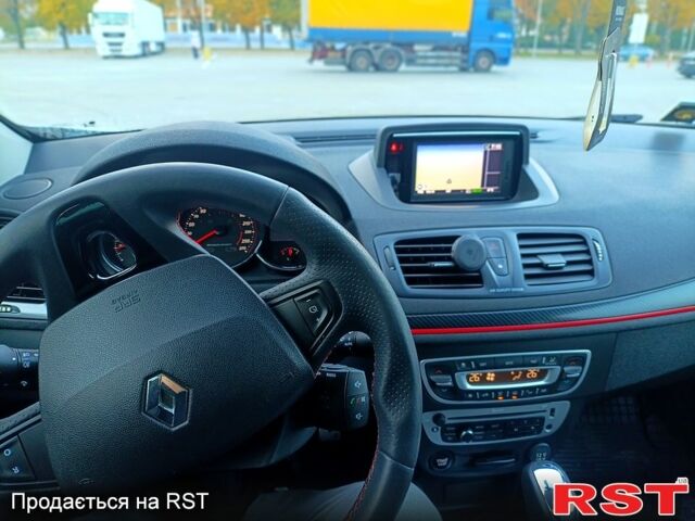 Белый Рено Меган, объемом двигателя 1.5 л и пробегом 212 тыс. км за 9700 $, фото 12 на Automoto.ua