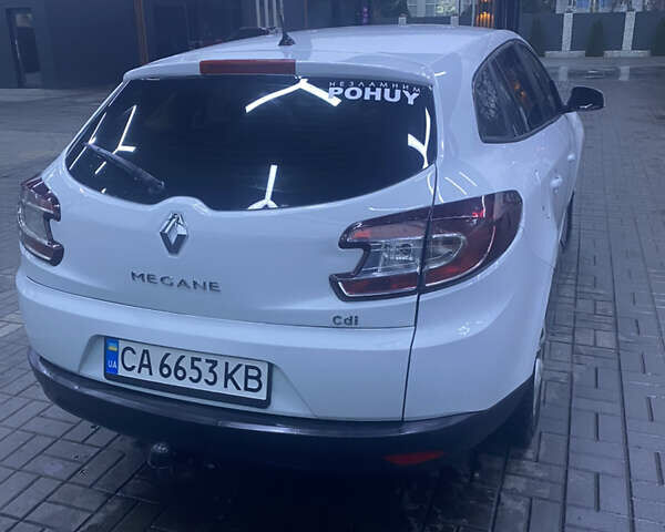 Білий Рено Меган, об'ємом двигуна 1.46 л та пробігом 280 тис. км за 7000 $, фото 7 на Automoto.ua